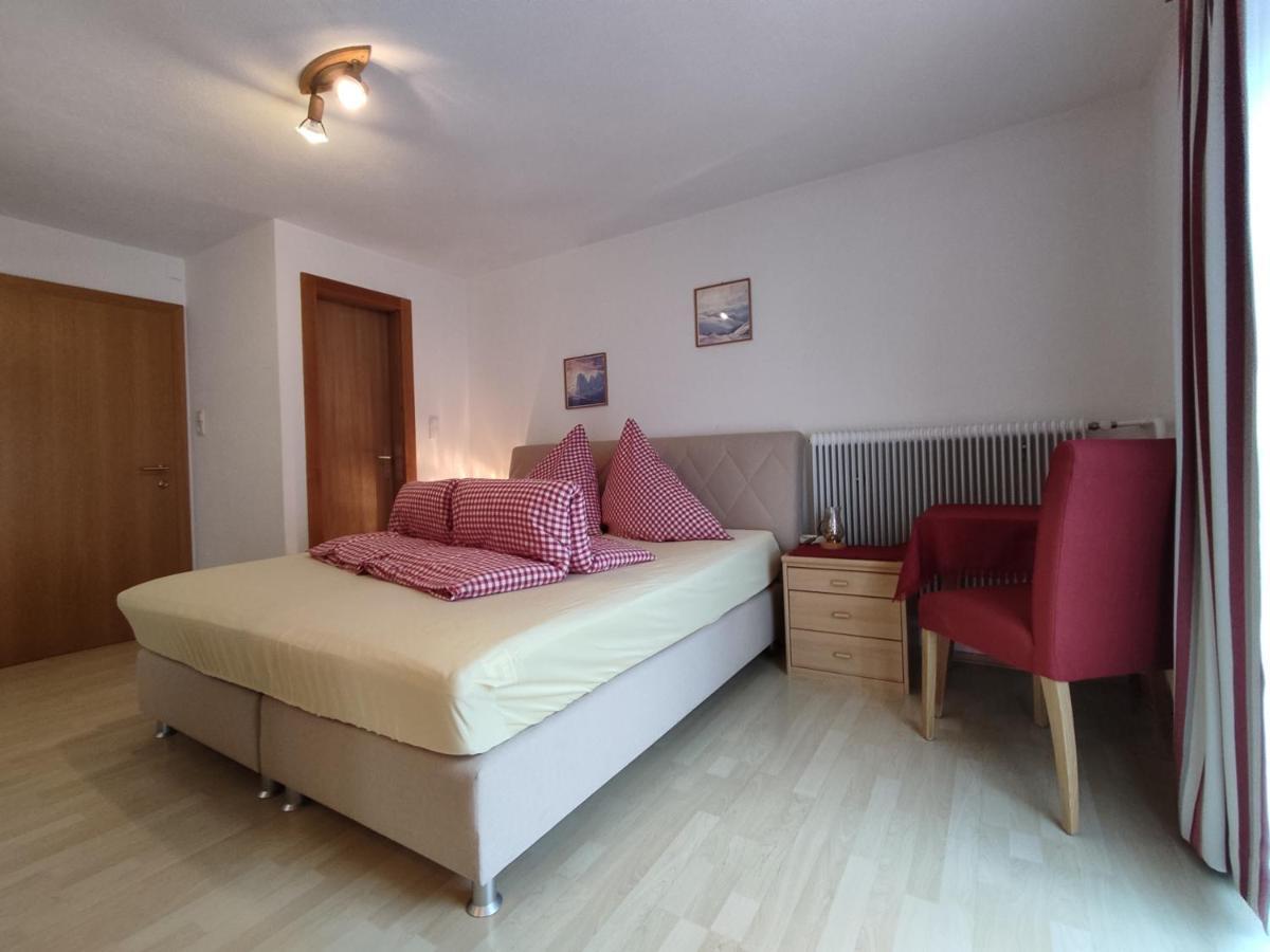 Appartements Pfausler Oetz Εξωτερικό φωτογραφία
